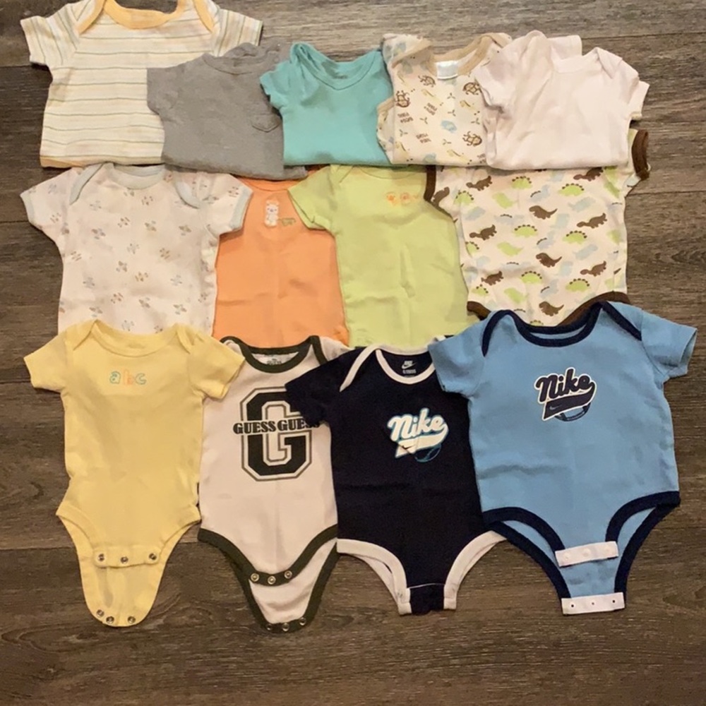 13 pairs 0-3 onsies